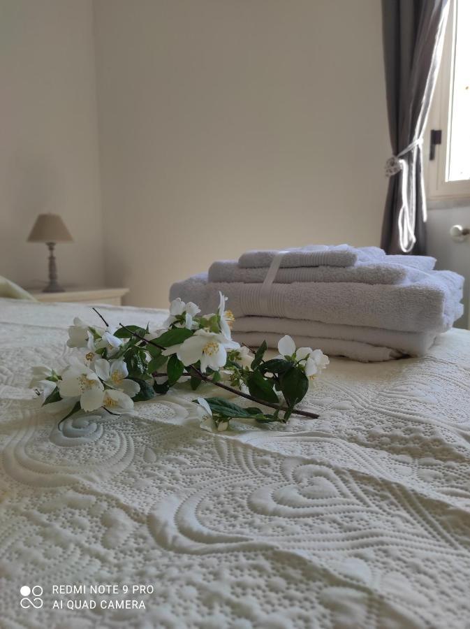 איסולה דלה פמינה La Casa Di Giulio - Holiday Home מראה חיצוני תמונה